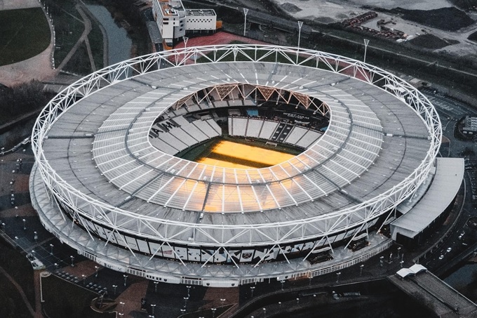 A picture of an entertainment arena like Jerome Karam is building.